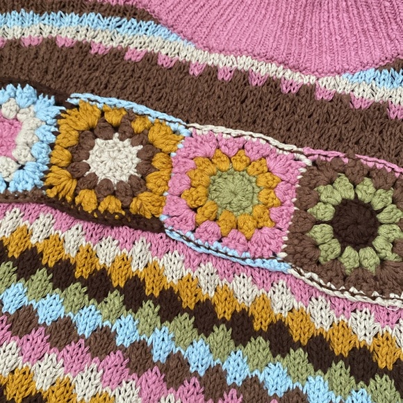 Gorgeous knit sweater!! - Picture 9 of 10